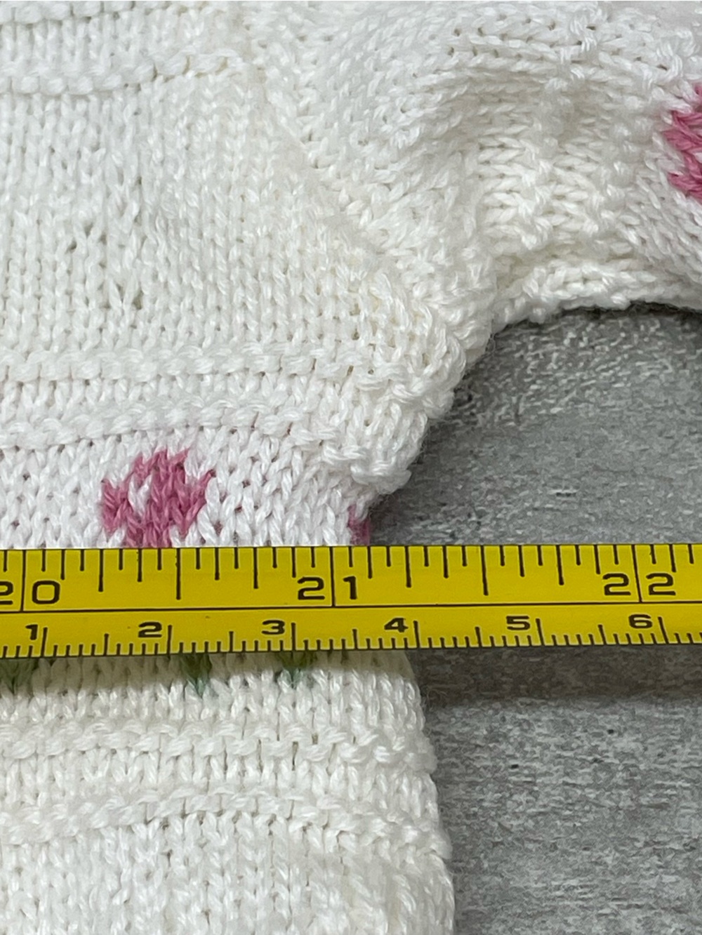 Vintage cottagecore Avon Cream Knit Cardigan with Pink and Purple Floral Stripes - Picture 8 of 11